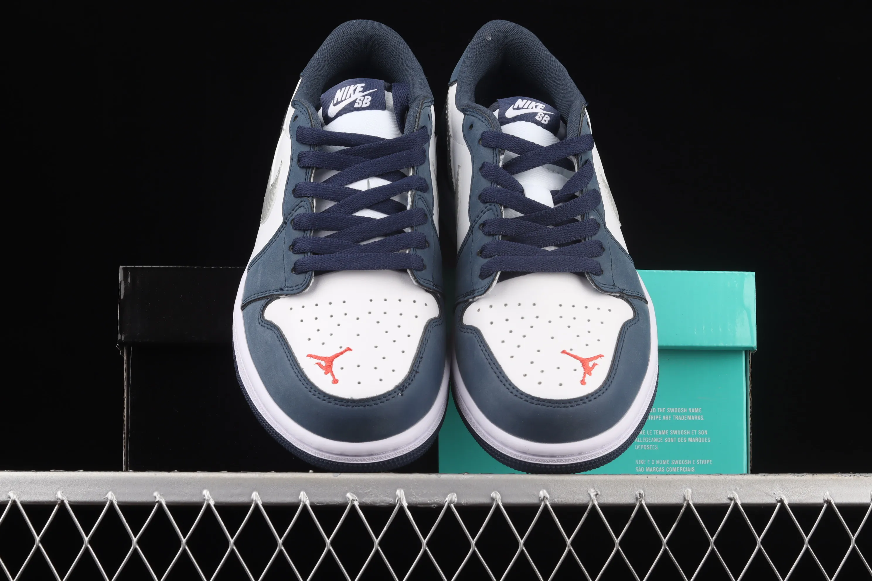 All categories Air Jordan Jordan series basketball shoes Air Jordan 1 Low Nk SB Low x Air Jordan 1 AJ1 Joe 1 low-top cultural and casual sneakers CJ7891-400